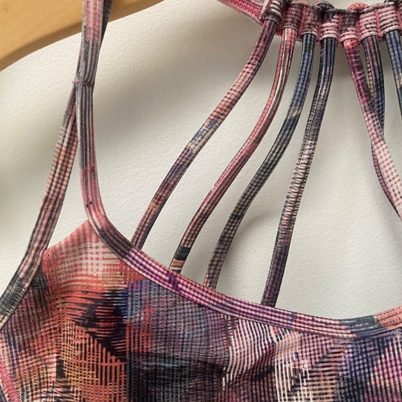 Lululemon Womens Lighten Up Sports Bra Pink Multicolor Size 6 - Picture 6 of 7
